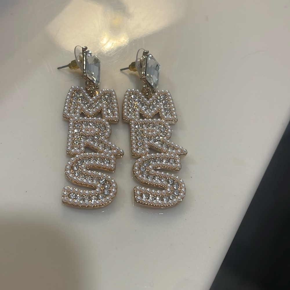 “Mrs” earrings